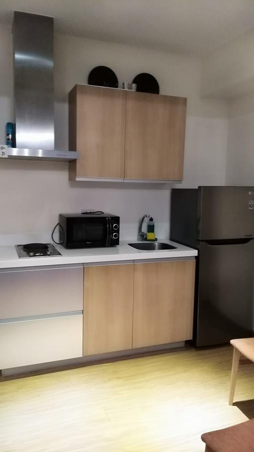 Azure C7 Balcony, Wifi, Near Mall Airport Manilla Buitenkant foto